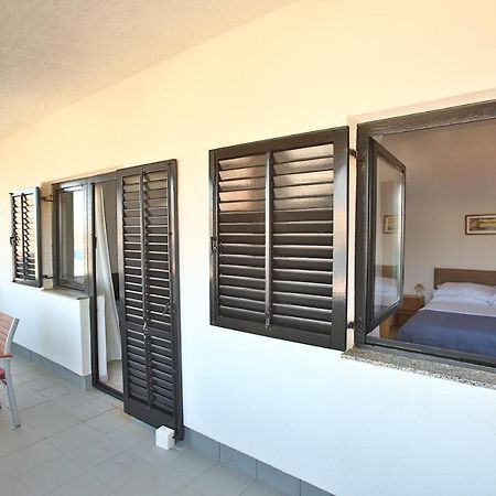 Apartman Branko Pag Town Exterior photo