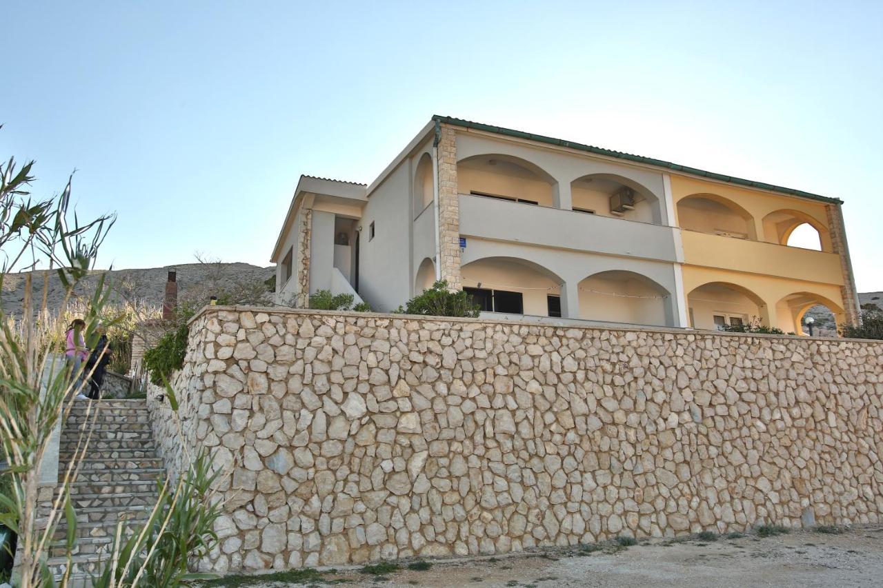 Apartman Branko Pag Town Exterior photo