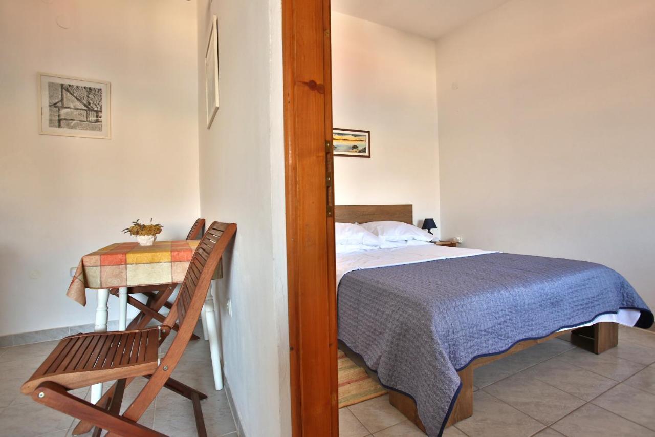 Apartman Branko Pag Town Exterior photo